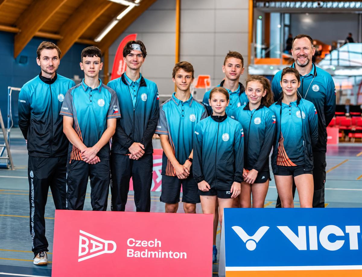 Custom Badminton Clothing