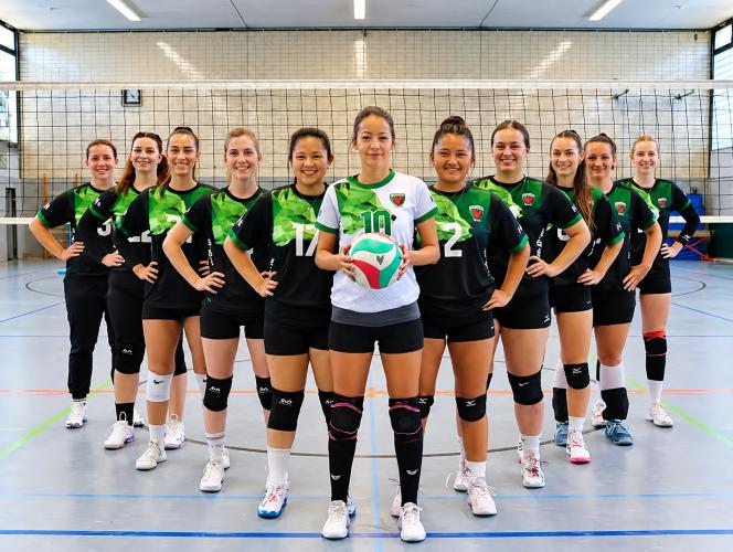 Volleyball Jerseys for a Women’s Team from Berlin