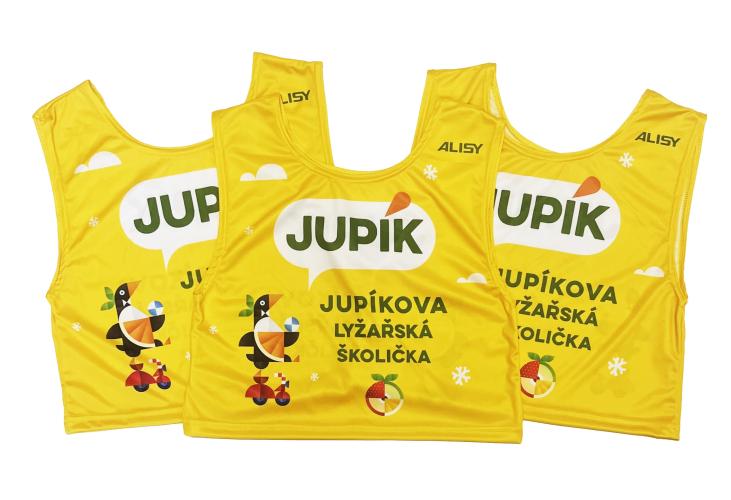 Markierungswesten für die Skischule Jupík